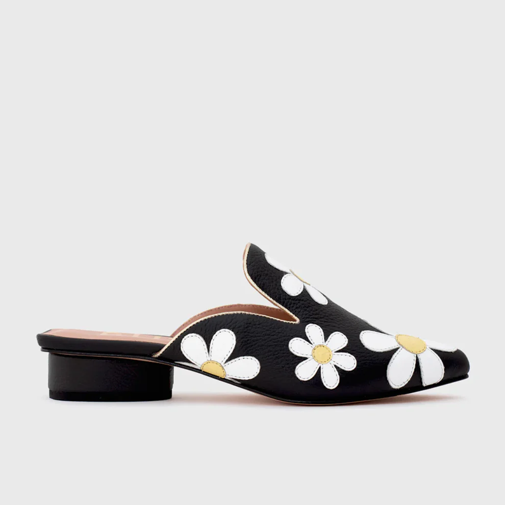 Freda Mule Flat, Black