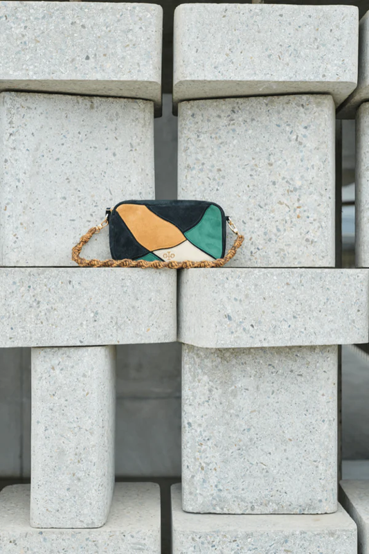 The History Bag - Camel/Black