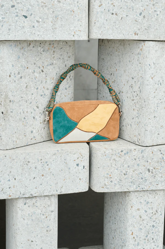 The History Bag - Camel/Green